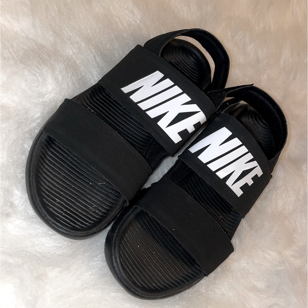 New Nike Sandals. Never Worn